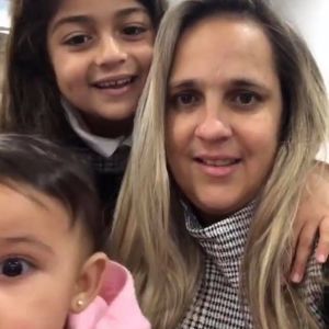 Meet your Posher, Debora